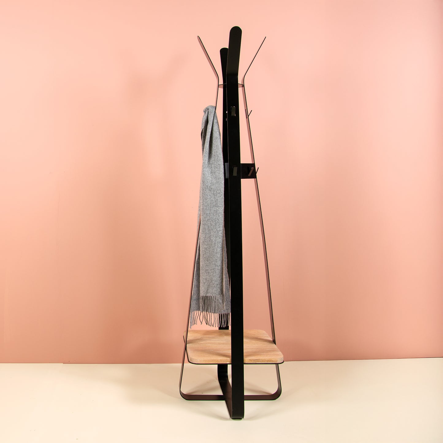 DRILLER Freestanding coat rack - Black / Oak