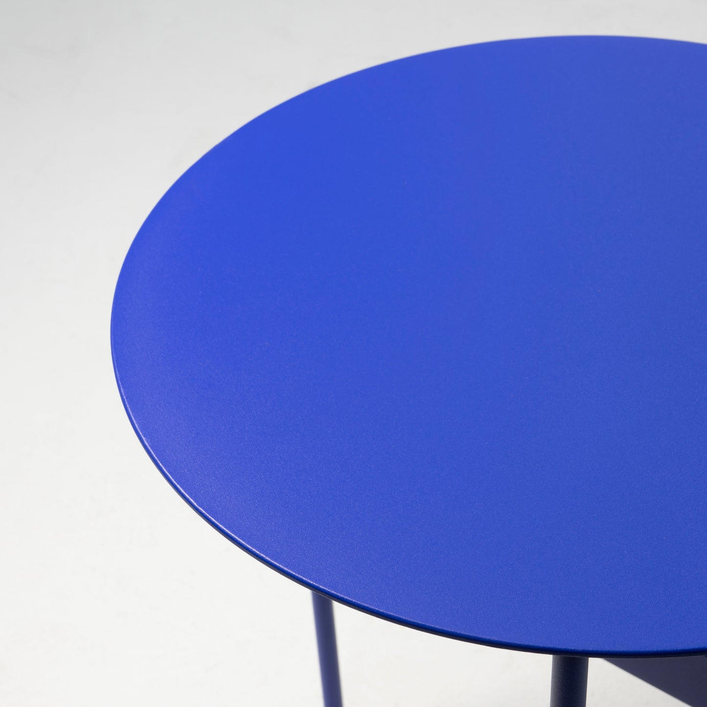 MARA HIGH Side table - Ultramarine